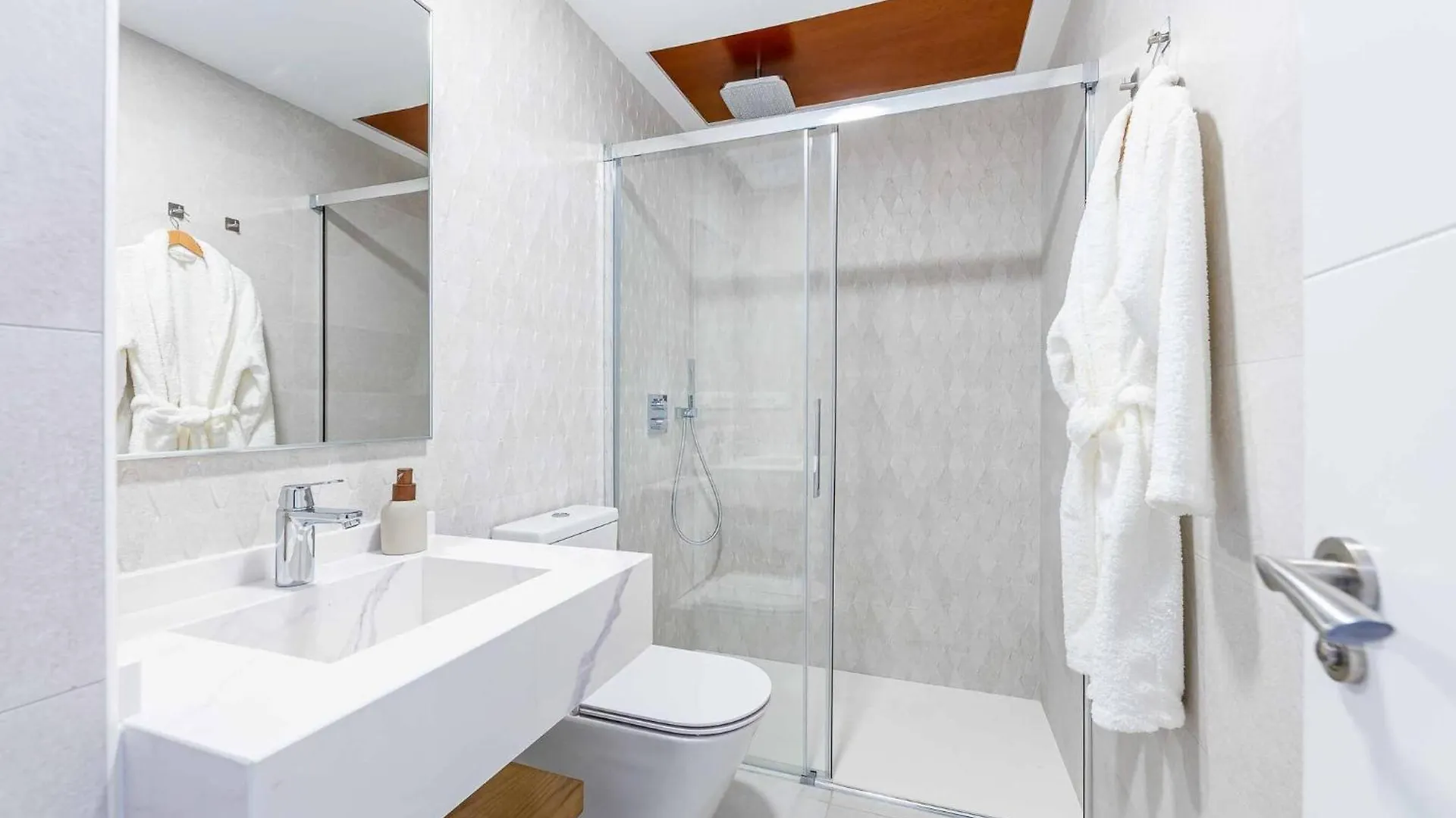 Vivendos - Tr12 - Private Pool Apartment Torremolinos