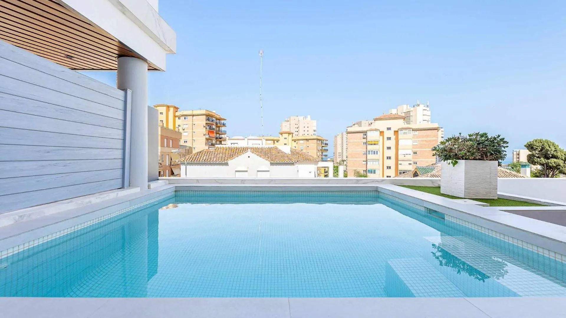 Vivendos - Tr12 - Private Pool Apartment Torremolinos 0*,